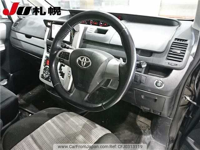 toyota voxy 2011 TE1283 image 2