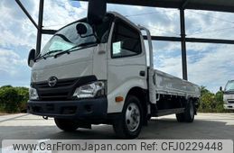 hino dutro 2017 GOO_NET_EXCHANGE_0401987A30240918W001