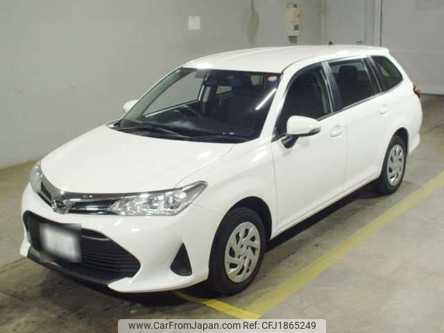 toyota corolla-fielder 2021 CFJ1865249 image 1