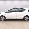 toyota aqua 2018 CFJ1777478 image 10