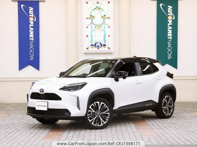toyota yaris-cross 2023 CFJ1598171 image 1