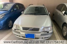 volvo v40 2000 CFJ1754242