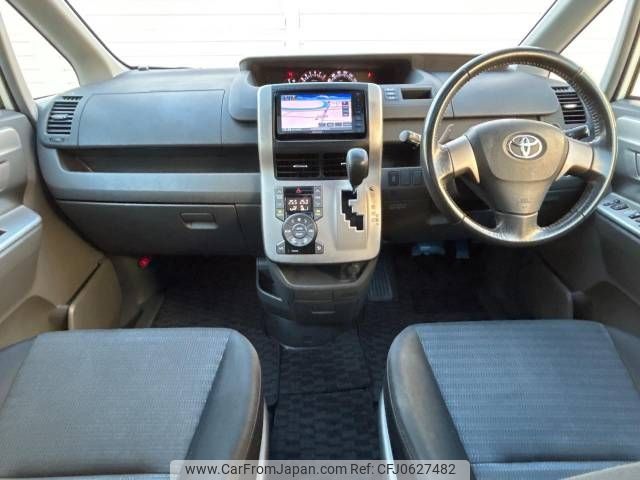 toyota voxy 2008 -TOYOTA--Voxy DBA-ZRR70W--ZRR70-0111432---TOYOTA--Voxy DBA-ZRR70W--ZRR70-0111432- image 2