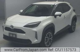 toyota yaris-cross 2023 -TOYOTA--Yaris Cross 6AA-MXPJ15--MXPJ15-3024257---TOYOTA--Yaris Cross 6AA-MXPJ15--MXPJ15-3024257-