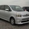 toyota voxy 2010 -TOYOTA--Voxy DBA-ZRR75W--ZRR75-0061964---TOYOTA--Voxy DBA-ZRR75W--ZRR75-0061964- image 1