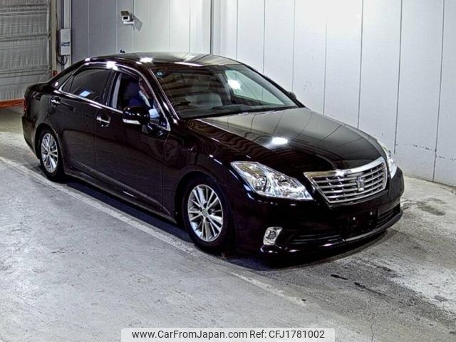 toyota crown 2011 CFJ1781002 image 1