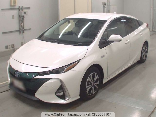 toyota prius-phv 2017 -TOYOTA--Prius PHV ZVW52-3010348---TOYOTA--Prius PHV ZVW52-3010348- image 1