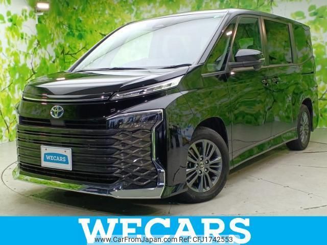 toyota voxy 2023 CFJ1742553 image 1