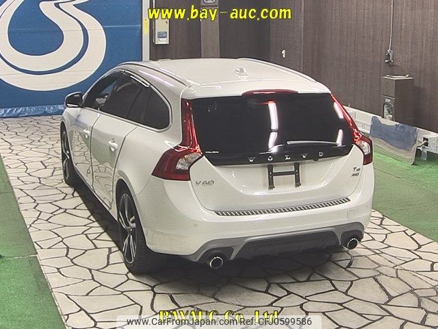 volvo v60 2018 -VOLVO--Volvo V60 FB420-YV1FW49MCJ2390100---VOLVO--Volvo V60 FB420-YV1FW49MCJ2390100- image 2