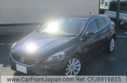 volvo v40 2015 -VOLVO 【千葉 330ﾘ2388】--Volvo V40 DBA-MB4164T--YV1MV485BF2244672---VOLVO 【千葉 330ﾘ2388】--Volvo V40 DBA-MB4164T--YV1MV485BF2244672-