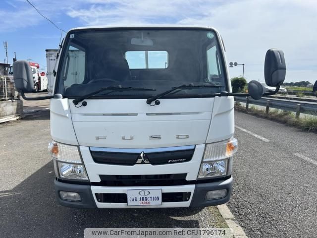 mitsubishi-fuso canter 2017 CFJ1796174 image 2