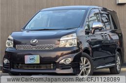 toyota voxy 2013 -TOYOTA--Voxy ZRR70W--0552831---TOYOTA--Voxy ZRR70W--0552831-