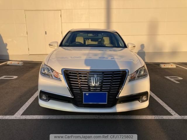 toyota crown 2014 CFJ1725802 image 2