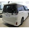 toyota voxy 2017 quick_quick_DBA-ZRR80W_0322425 image 14