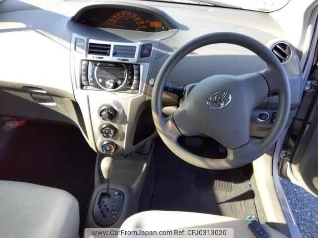 toyota vitz 2010 TE1384 image 2