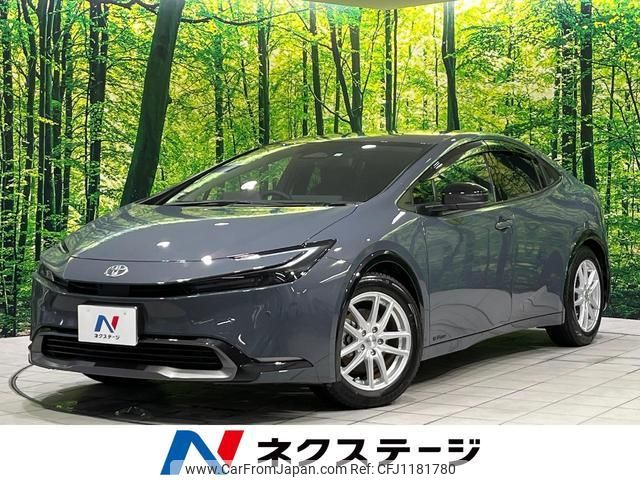 toyota prius 2023 quick_quick_MXWH65_MXWH65-4005618 image 1