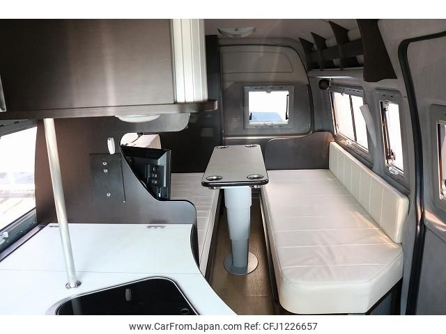 toyota hiace-van 2011 GOO_JP_700090122730250601003 image 2