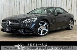 mercedes-benz-sl-class-2017-55006-car_df553729-abfa-401c-bb51-9ee9df55e3cd