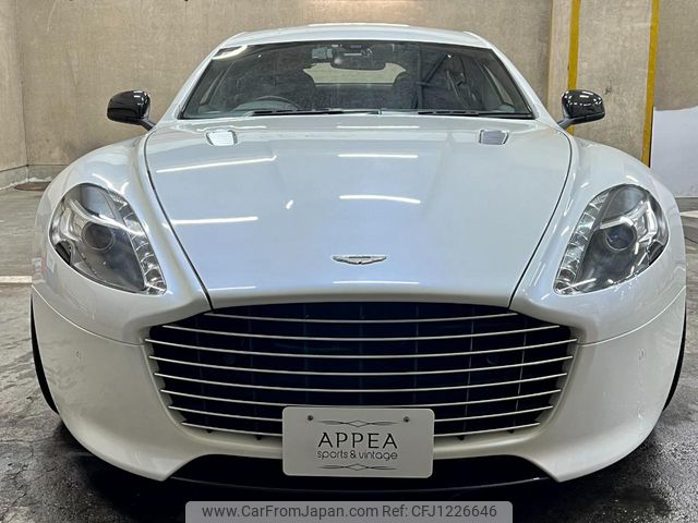 aston-martin rapid 2014 CFJ1226646 image 2