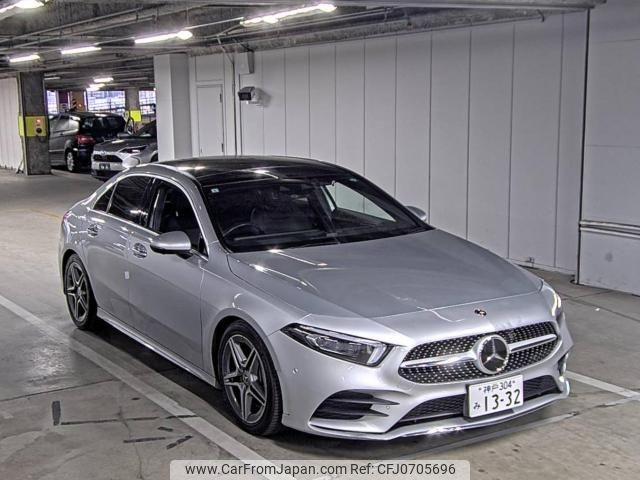 mercedes-benz a-class 2019 -MERCEDES-BENZ--Benz A Class WDD1771472W014172---MERCEDES-BENZ--Benz A Class WDD1771472W014172- image 1