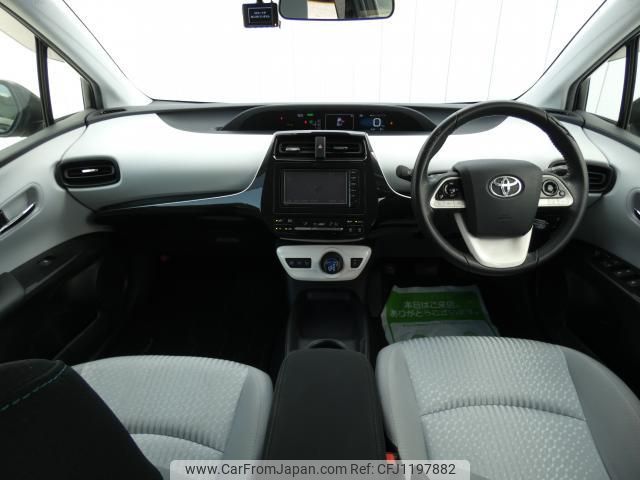 toyota prius 2016 quick_quick_DAA-ZVW50_ZVW50-8014580 image 2
