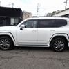 toyota land-cruiser 2023 CFJ1666745 image 2