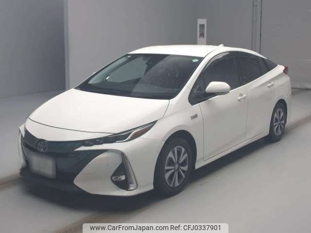 toyota prius-phv 2017 -TOYOTA 【川口 300ｽ6371】--Prius PHV DLA-ZVW52--ZVW52-3033443---TOYOTA 【川口 300ｽ6371】--Prius PHV DLA-ZVW52--ZVW52-3033443- image 1