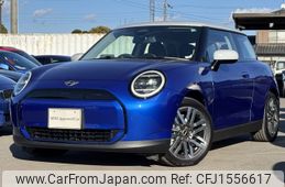 mini mini-others 2024 CFJ1556617