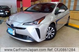 toyota prius 2019 -TOYOTA--Prius DAA-ZVW55--ZVW55-8069027---TOYOTA--Prius DAA-ZVW55--ZVW55-8069027-