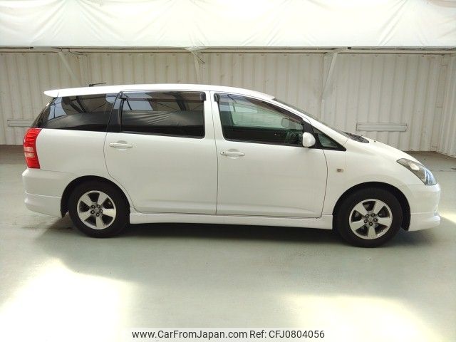 toyota wish 2004 ENHANCEAUTO_1_ea295482 image 2