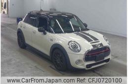 mini mini-others 2016 quick_quick_DBA-XS20_WMWXS720602C49860