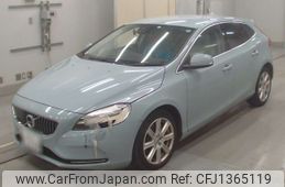 volvo v40 2016 -VOLVO 【湘南 302と2384】--Volvo V40 MD4204T-YV1MVA8RDH2382383---VOLVO 【湘南 302と2384】--Volvo V40 MD4204T-YV1MVA8RDH2382383-