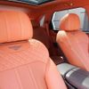 bentley bentayga 2018 quick_quick_ABA-BADDB_SJAAF14V6JC022262 image 16