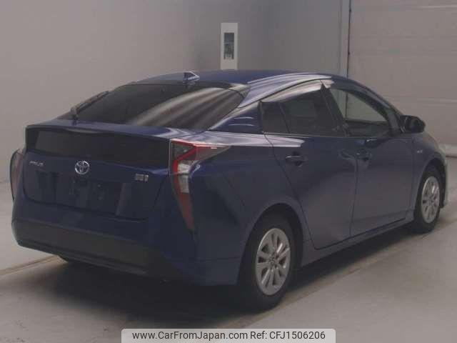 toyota prius 2017 CFJ1506206 image 2