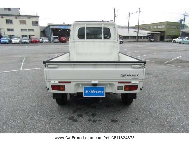 daihatsu hijet-truck 2016 CFJ1824373 image 2