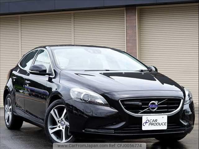 volvo v40 2016 -VOLVO--Volvo V40 MD4204T--G2314018---VOLVO--Volvo V40 MD4204T--G2314018- image 1