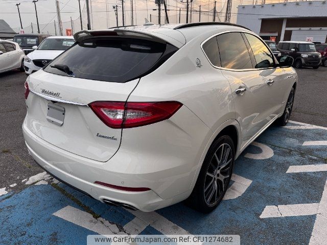 maserati levante 2018 CFJ1274682 image 2