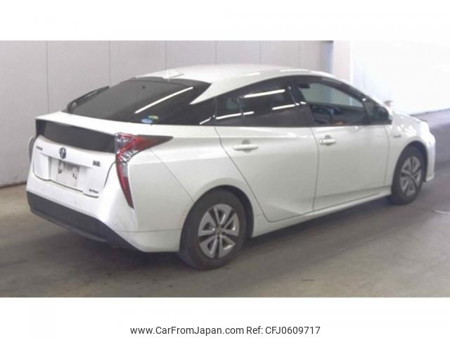 toyota prius 2016 quick_quick_DAA-ZVW55_ZVW55-8027979 image 2