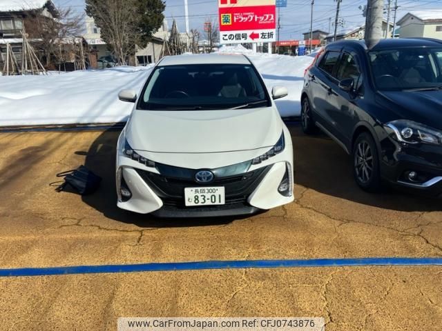 toyota prius-phv 2017 -TOYOTA--Prius PHV DLA-ZVW52--ZVW52-3017002---TOYOTA--Prius PHV DLA-ZVW52--ZVW52-3017002- image 2