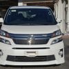 toyota vellfire 2013 24012205 image 2