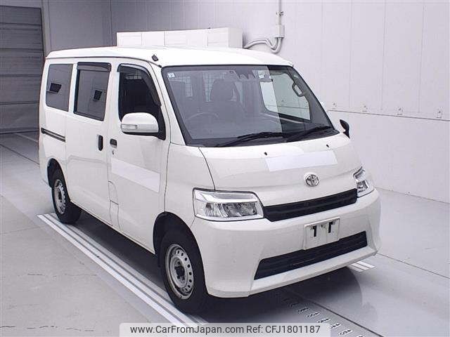 toyota townace-van 2022 CFJ1801187 image 1