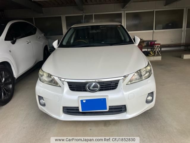 lexus ct 2013 CFJ1852830 image 1