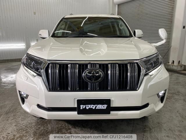 toyota land-cruiser-prado 2022 b67be990bf2adf893fe6dced99d03821 image 2