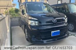 toyota voxy 2012 CFJ1653703