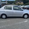 toyota platz 2002 TE612 image 2