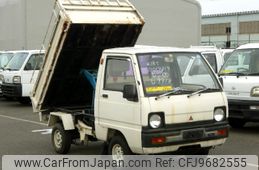 mitsubishi minicab-truck 1990 No.15431