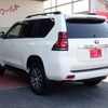 toyota land-cruiser-prado 2020 24940609 image 7