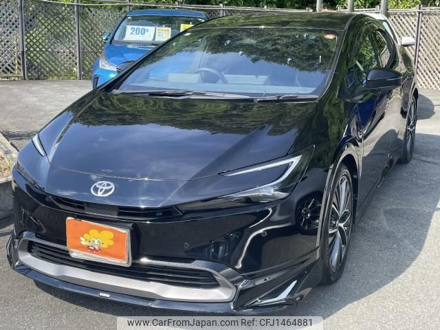 toyota prius 2023 quick_quick_6AA-MXWH65_MXWH65-4004151 image 1