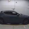 mazda mazda3 2019 CFJ1654639 image 4