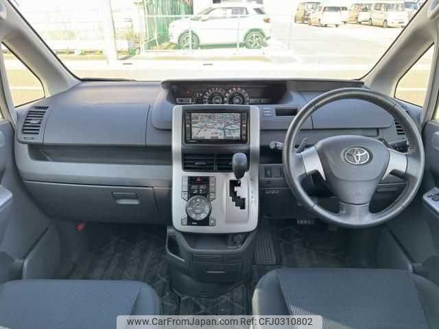 toyota voxy 2008 TE3636 image 2